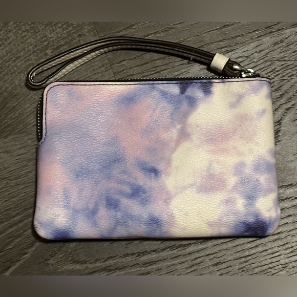 Corner Zip Wristlet With Tie Dye Print - Picture 2 of 4